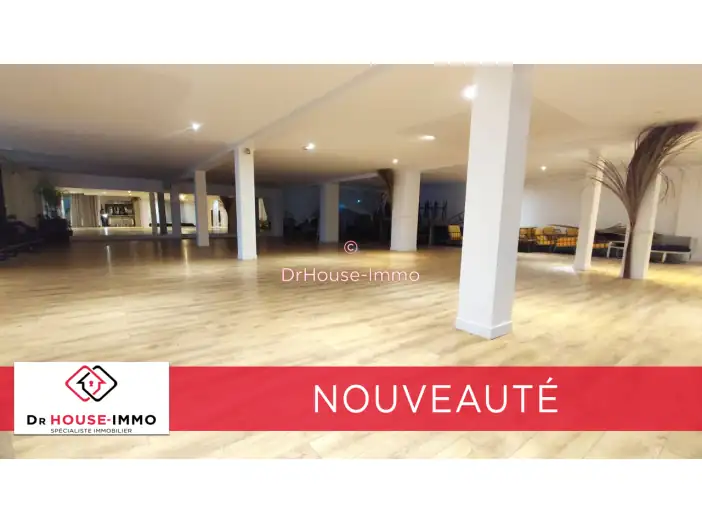 Commerce 10 pièces de 900 m² - Herblay-sur-Seine (95220)