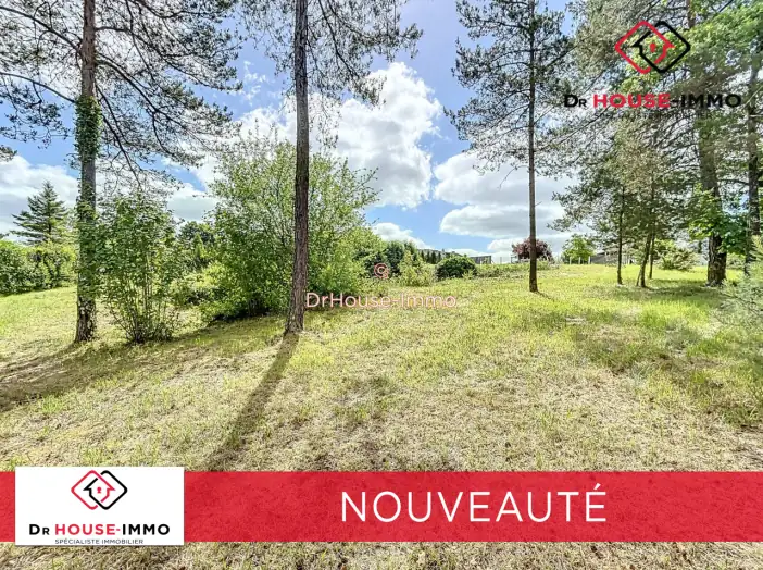Terrain de 1 668 m² - Cornille (24750)