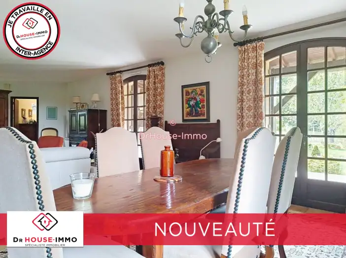 Maison 6 pièces de 190 m² - Chancelade (24650)
