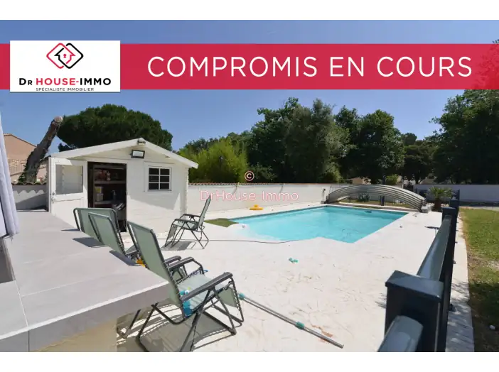 Maison 5 pièces de 122 m² - Saint-Victor-la-Coste (30290)