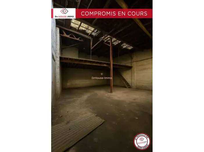 Bien immobilier 1 pièce de 137 m² - Saint-Sulpice-et-Cameyrac (33450)