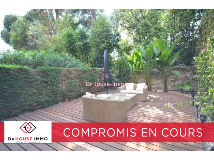 Appartement 3 pièces de 80 m² - Cannes (06150)
