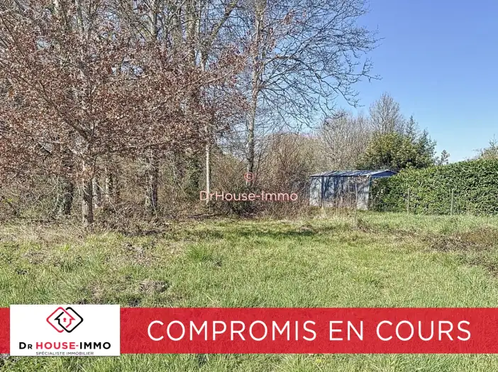 Terrain de 3 105 m² - Coulounieix-Chamiers (24660)