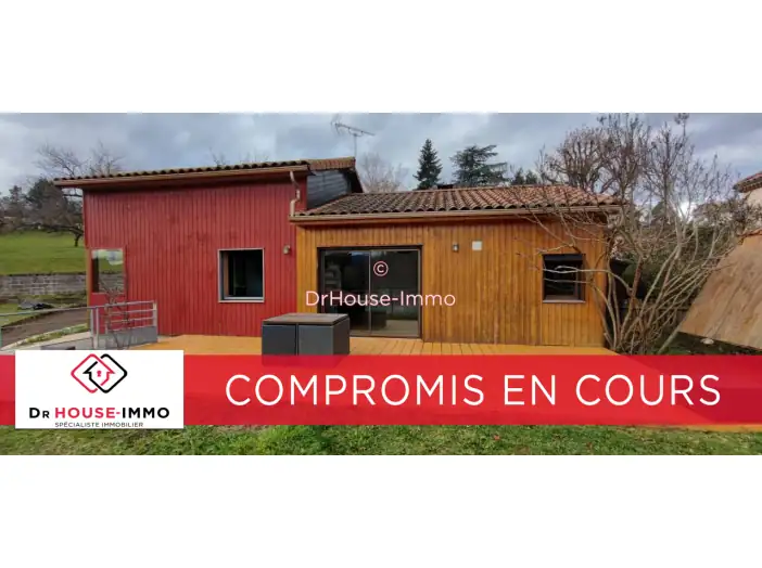 Maison 8 pièces de 131 m² - Langeac (43300)