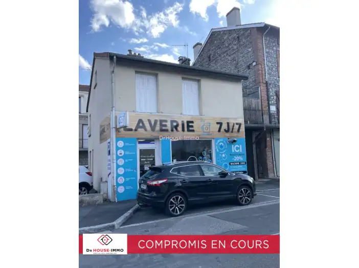 Immeuble 6 pièces de 110 m² - Unieux (42240)