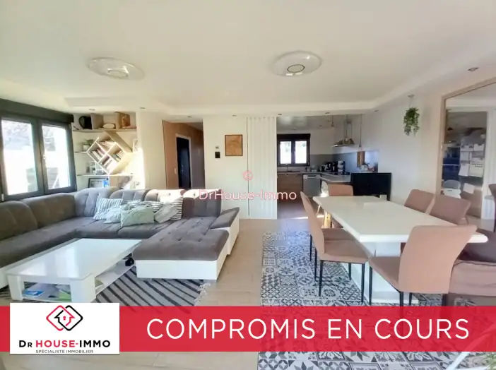Maison 5 pièces de 98 m² - Orléans (45000)