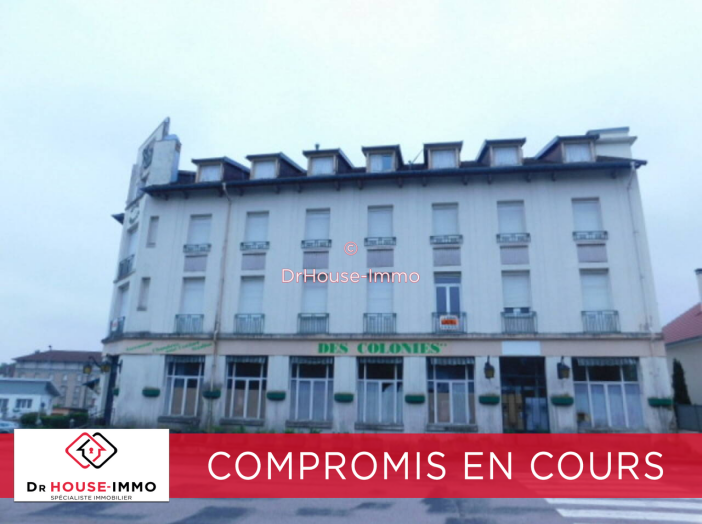 Immeuble de 1200m² - 35 pièces