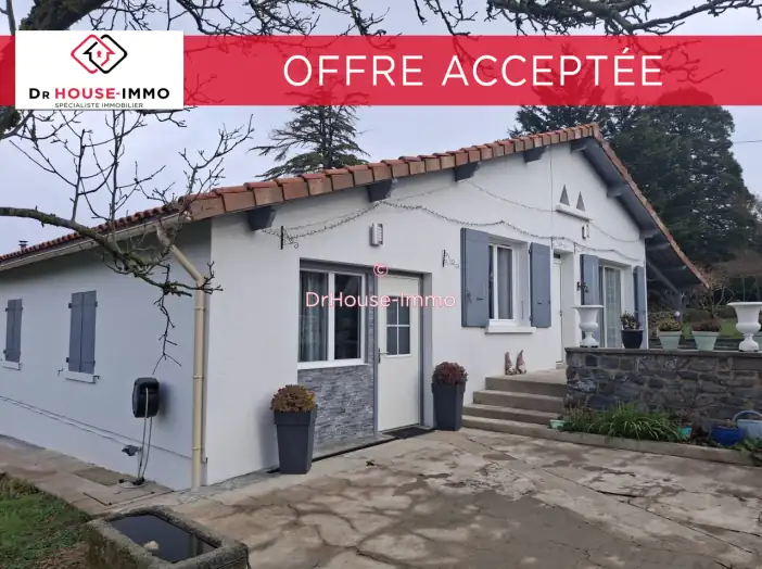 Maison 5 pièces de 91 m² - Montredon-Labessonnié (81360)