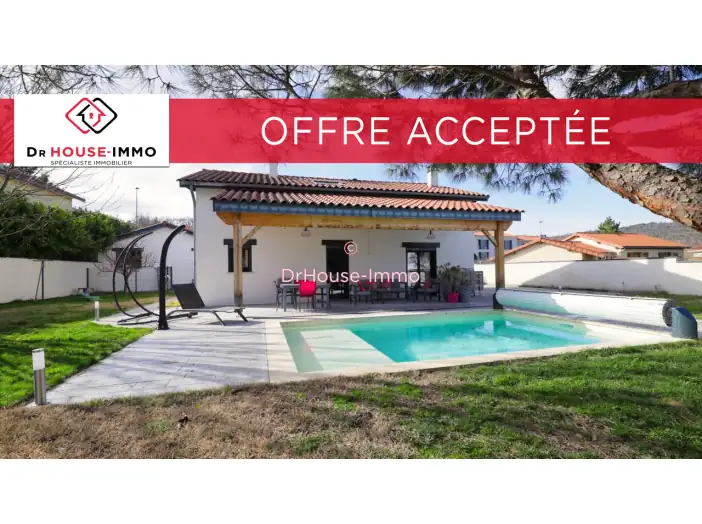 Maison 6 pièces de 140 m² - Montbrison (42600)