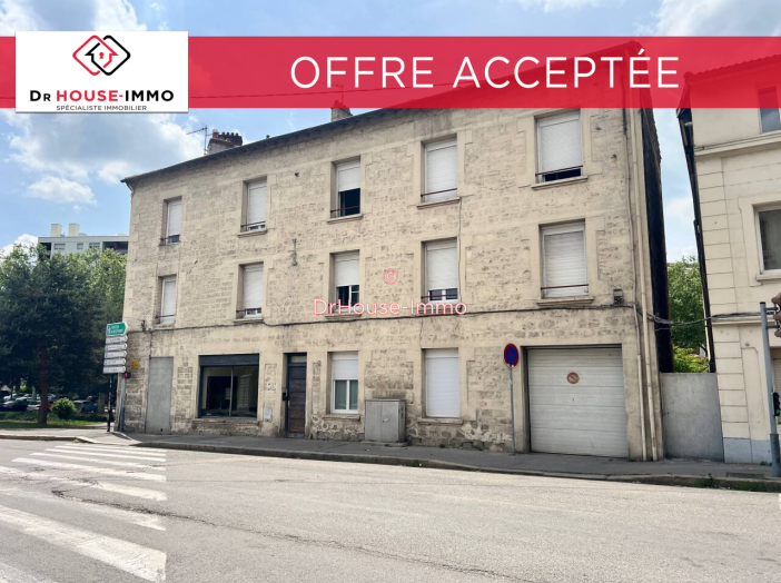 Immeuble de 492m² - 25 pièces