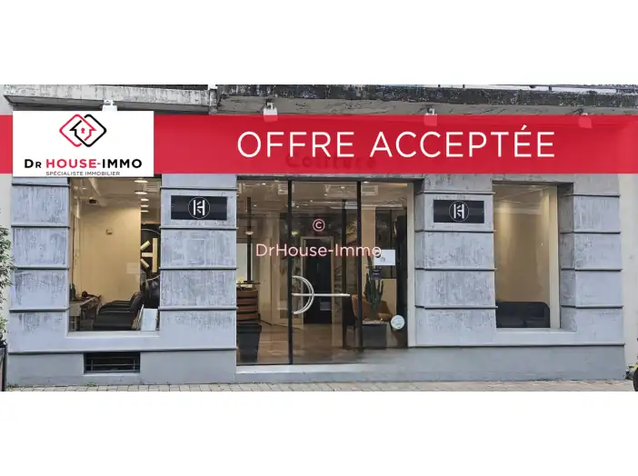 Commerce 2 pièces de 112 m² - Pau (64000)