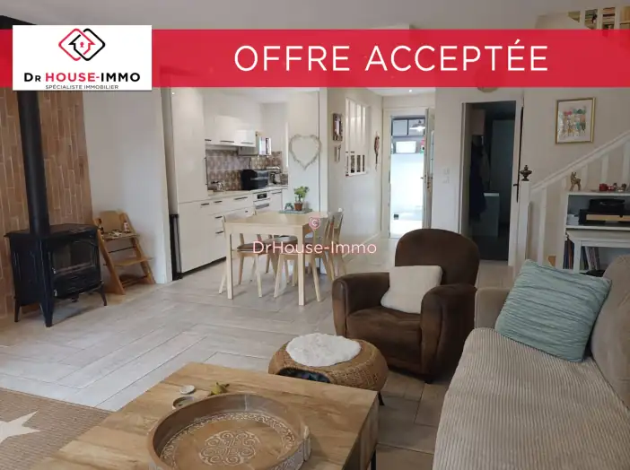 Maison 5 pièces de 103 m² - Hyères (83400)