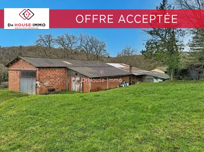 Exploitation agricole 2 pièces de 60 m² - Cause-de-Clérans (24150)