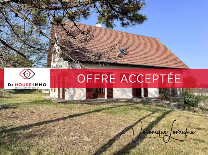 Maison 4 pièces de 150 m² - Saint-Germain-sur-Ay (50430)