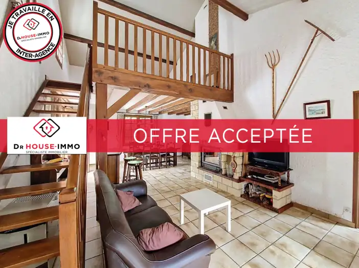 Maison 3 pièces de 126 m² - Fressines (79370)