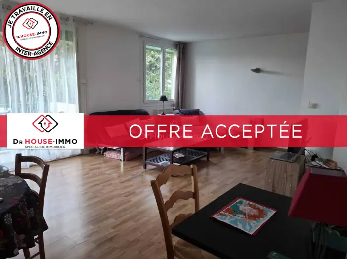 Appartement 4 pièces de 91 m² - Alès (30100)