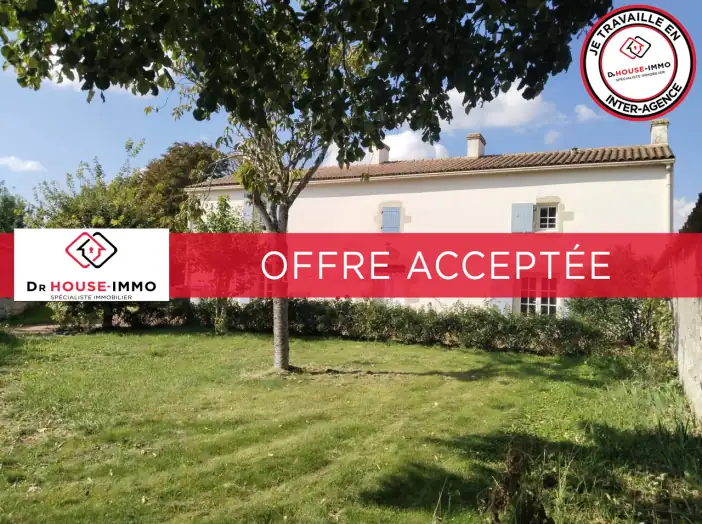 Maison 6 pièces de 179 m² - Chaillé-les-Marais (85450)