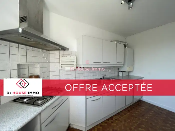Appartement 4 pièces de 95 m² - Cosne-Cours-sur-Loire (58200)