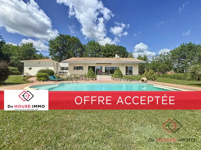 Maison 5 pièces de 193 m² - Périgueux (24000)