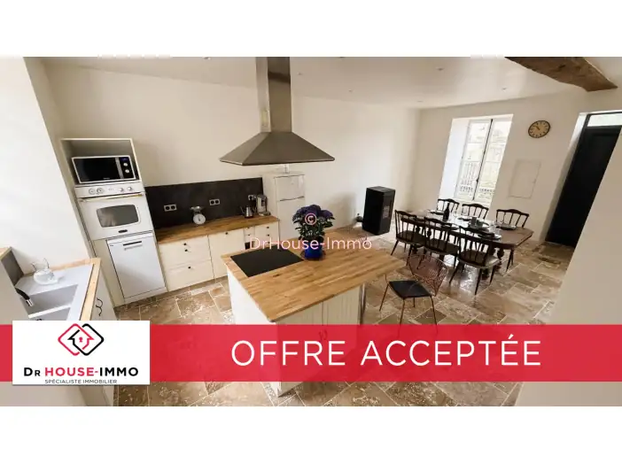 Maison 7 pièces de 173 m² - La Mothe-Saint-Héray (79800)