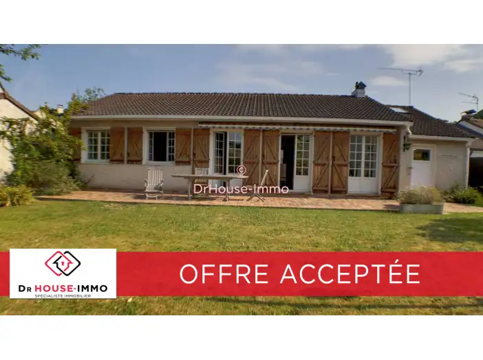 Maison 5 pièces de 99 m² - Roissy-en-Brie (77680)