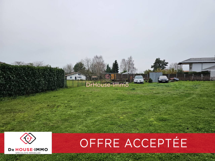 Terrain de 612m²