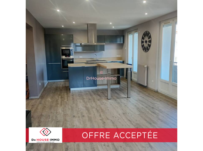 Appartement 3 pièces de 86 m² - Le Puy-en-Velay (43000)
