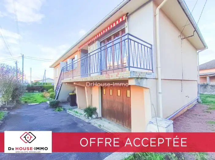 Maison 7 pièces de 143 m² - Thouars (79100)