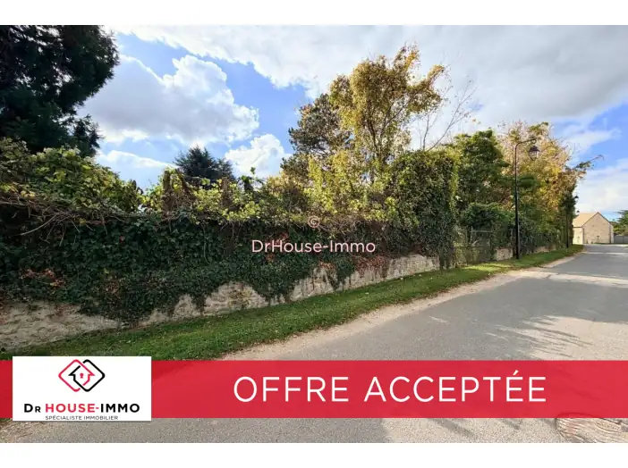 Terrain de 1 200 m² - Lumigny-Nesles-Ormeaux (77540)