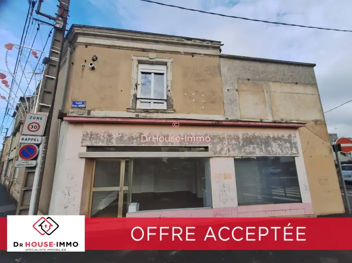 Bureau 6 pièces de 91 m² - Le Mans (72100)