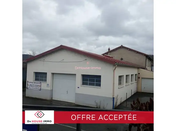 Commerce 7 pièces de 530 m² - Brives-Charensac (43700)