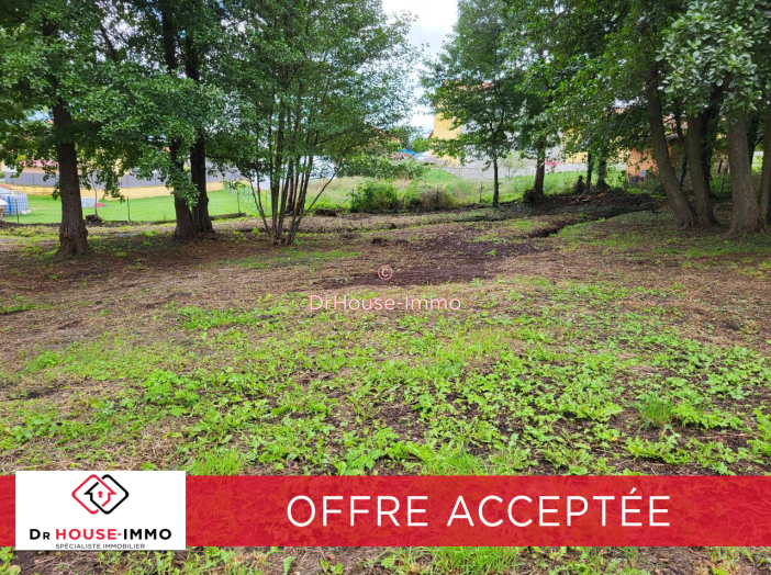 Terrain de 1700m²
