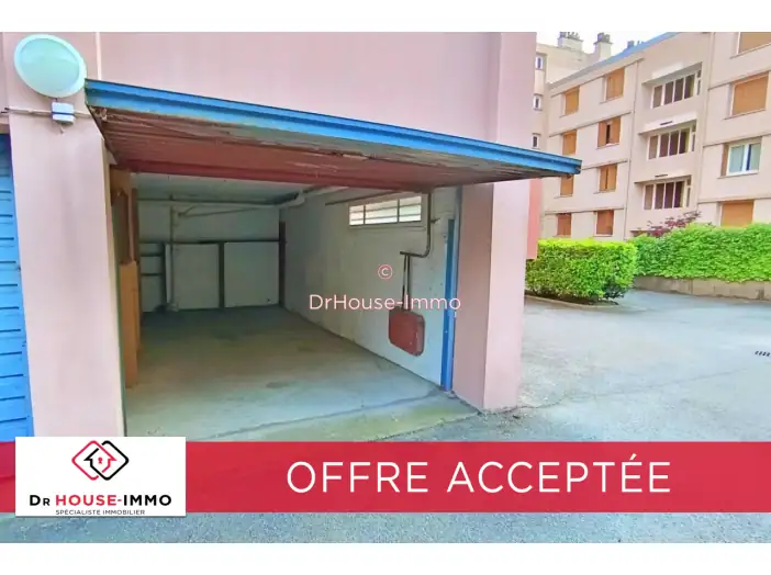 Parking / Box de 19 m² - Saint-Étienne (42000)