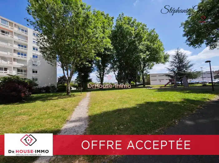 Appartement 5 pièces de 97 m² - Fleury-les-Aubrais (45400)