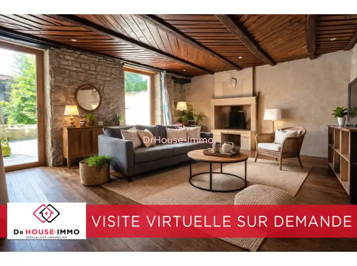 Maison 7 pièces de 186 m² - La Mothe-Saint-Héray (79800)