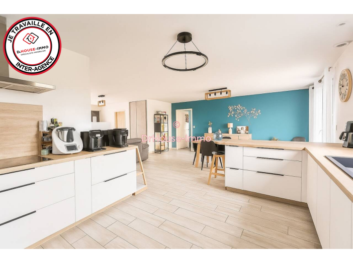 Maison 4 pièces de 107 m² - Sainte-Néomaye (79260)
