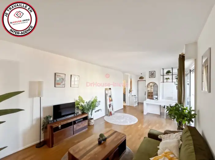 Appartement 3 pièces de 75 m² - Bordeaux (33200)