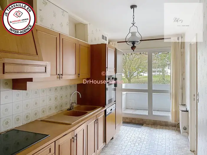 Appartement 3 pièces de 72 m² - Orléans (45000)