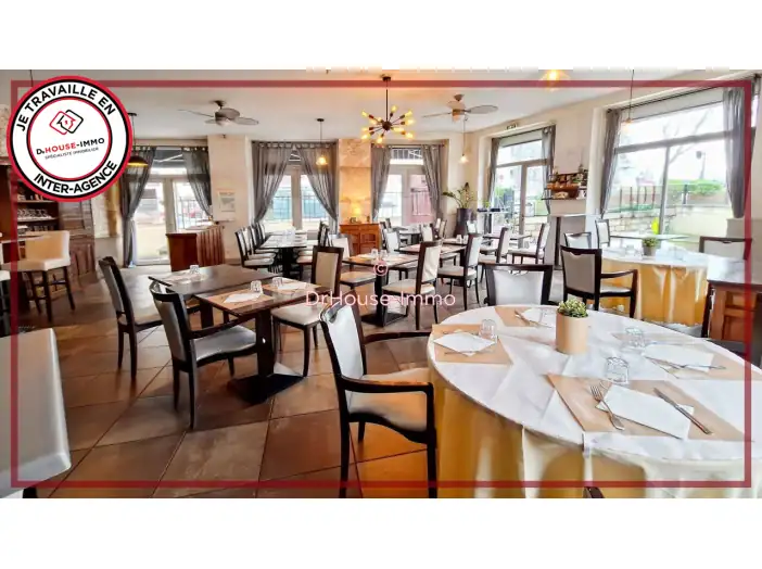 Commerce 4 pièces de 165 m² - Lyon (69008)