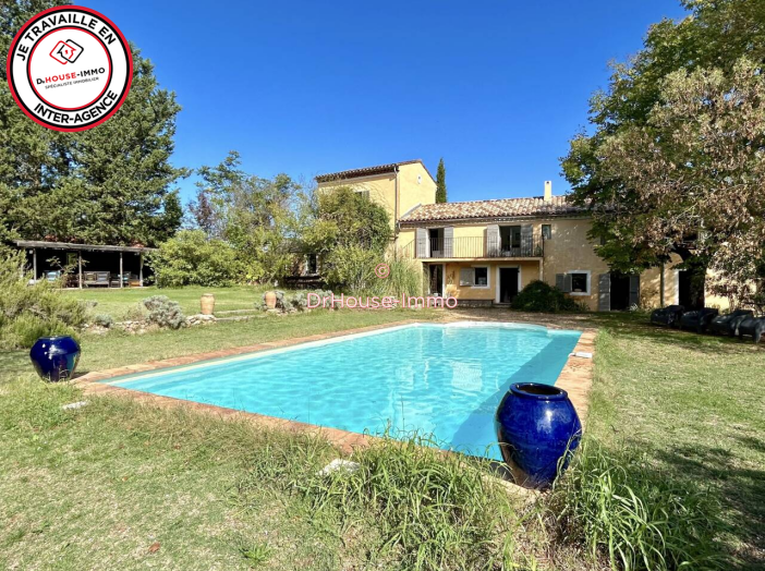 Maison de 180m² - 8 pièces