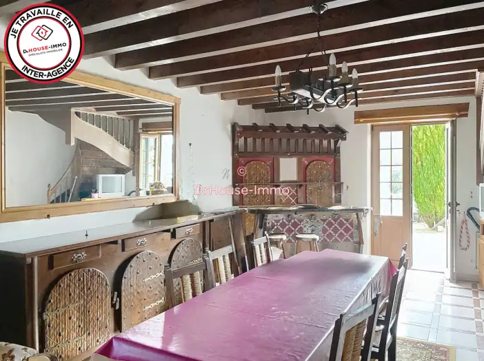 Maison 9 pièces de 122 m² - Bucy-Saint-Liphard (45140)