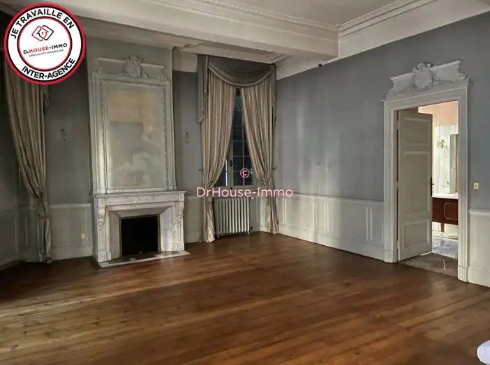 Maison 9 pièces de 407 m² - Villeneuve-sur-Lot (47300)