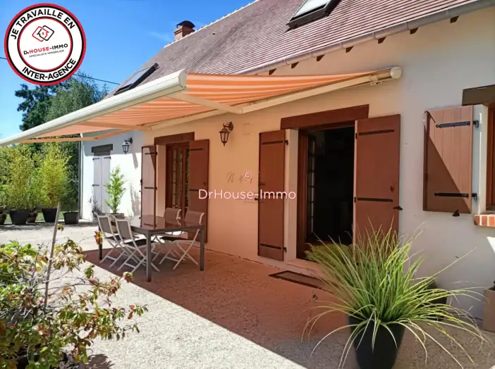 Maison 8 pièces de 201 m² - Ingré (45140)