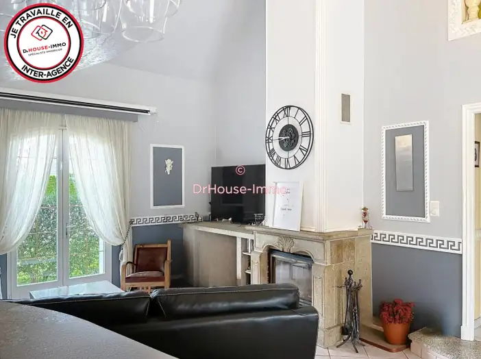 Maison 8 pièces de 147 m² - Ormes (45140)