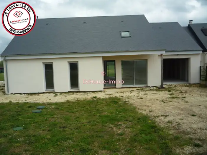 Maison 4 pièces de 116 m² - Cléré-les-Pins (37340)