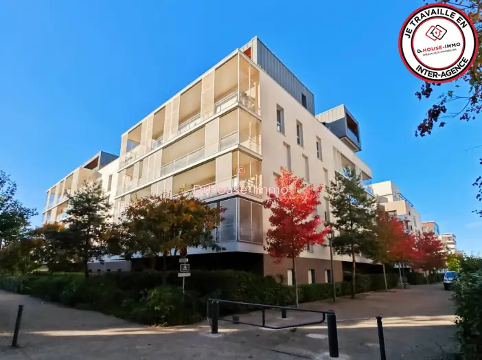 Appartement 3 pièces de 72 m² - Orléans (45000)