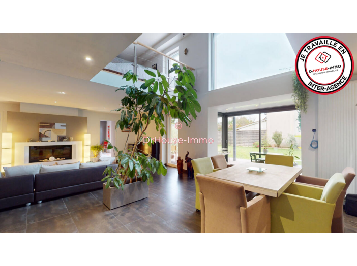 Maison 8 pièces de 173 m² - Orléans (45100)