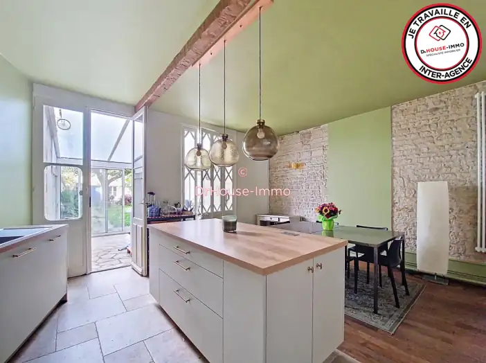 Maison 5 pièces de 158 m² - Niort (79000)