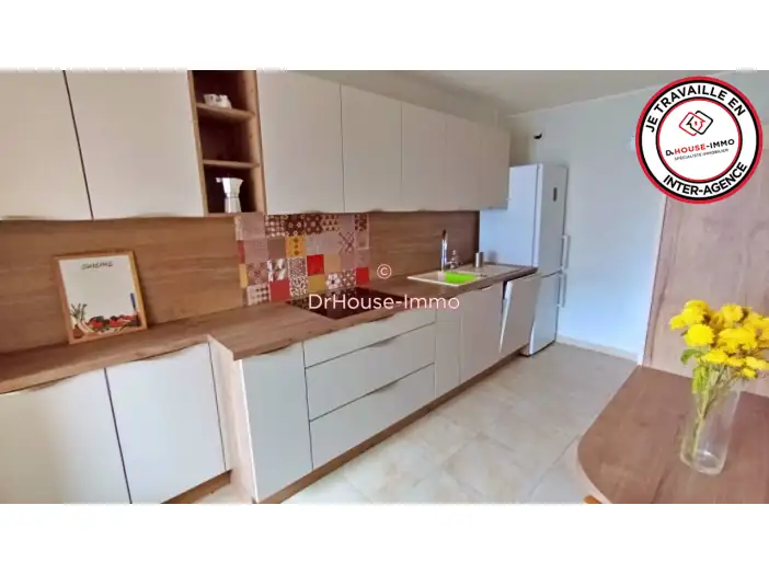 Appartement 4 pièces de 84 m² - Firminy (42700)