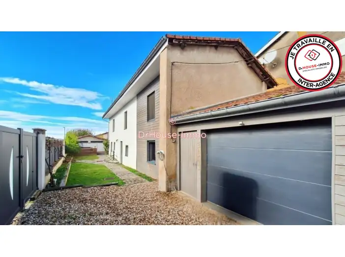 Maison 5 pièces de 143 m² - Misérieux (01600)